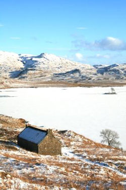 Frozen Loch Tearnait