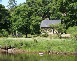Ardtornish Cottage in Summer sunshine